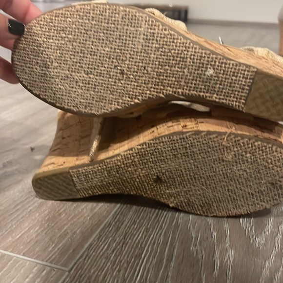 Neutral wedges - Picture 5 of 5